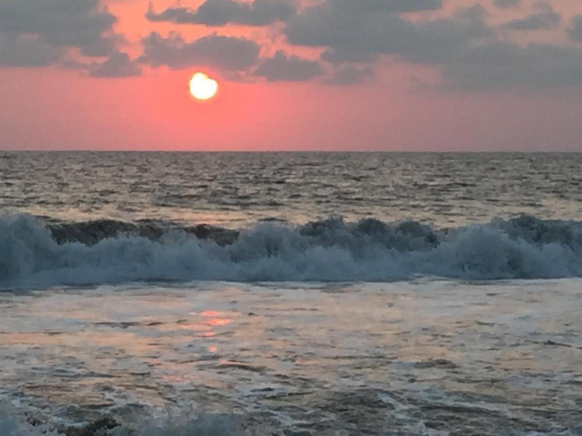 Casa Romantica De Playa Ixtapa  Eksteriør bilde